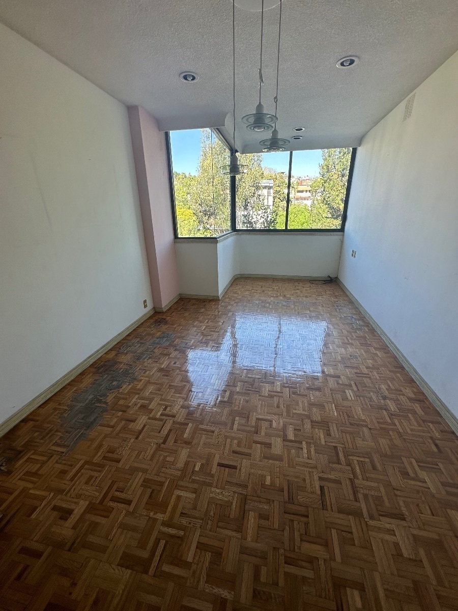 235, Sierra Chalchihui, Lomas de Chapultepec, 11000 con 3 Recámaras, 3 Baños, 364 Metros Cuadrados y 3 Puestos de Estacionamiento 235, Sierra Chalchihui, Lomas de Chapultepec, 11000 con 3 Recámaras, 3 Baños, 364 Metros Cuadrados y 3 Puestos de Estacionamiento