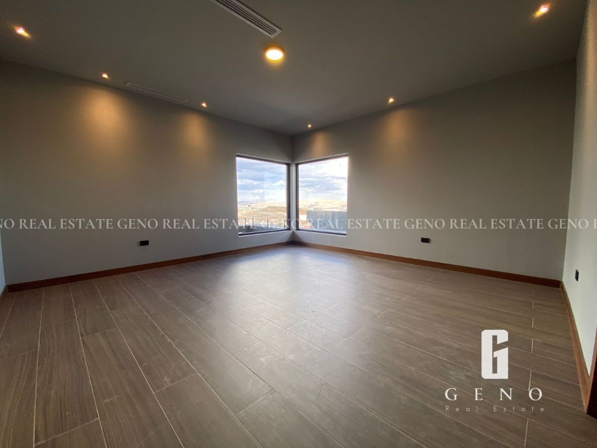 28 de 30: estancia planta alta