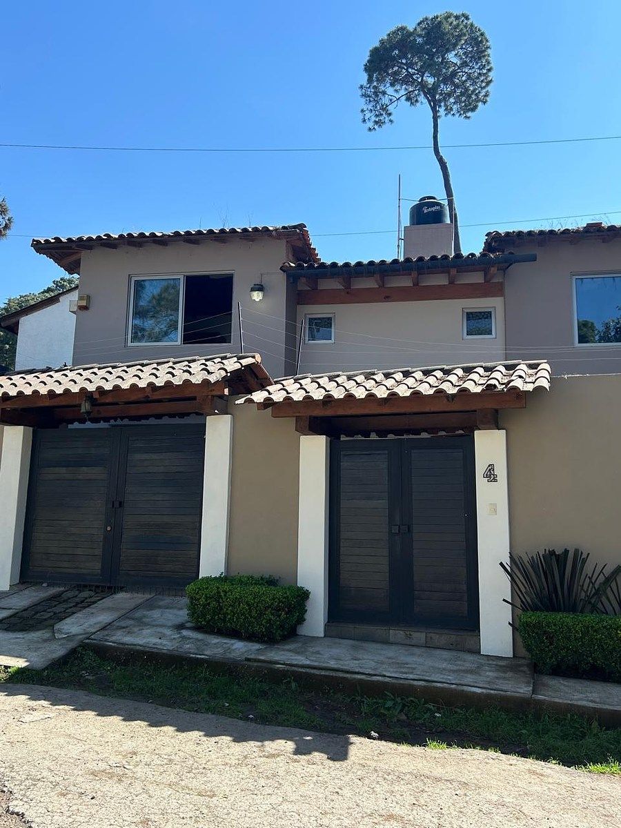 Casa en Avándaro, Valle de Bravo, foto 2 de 19
