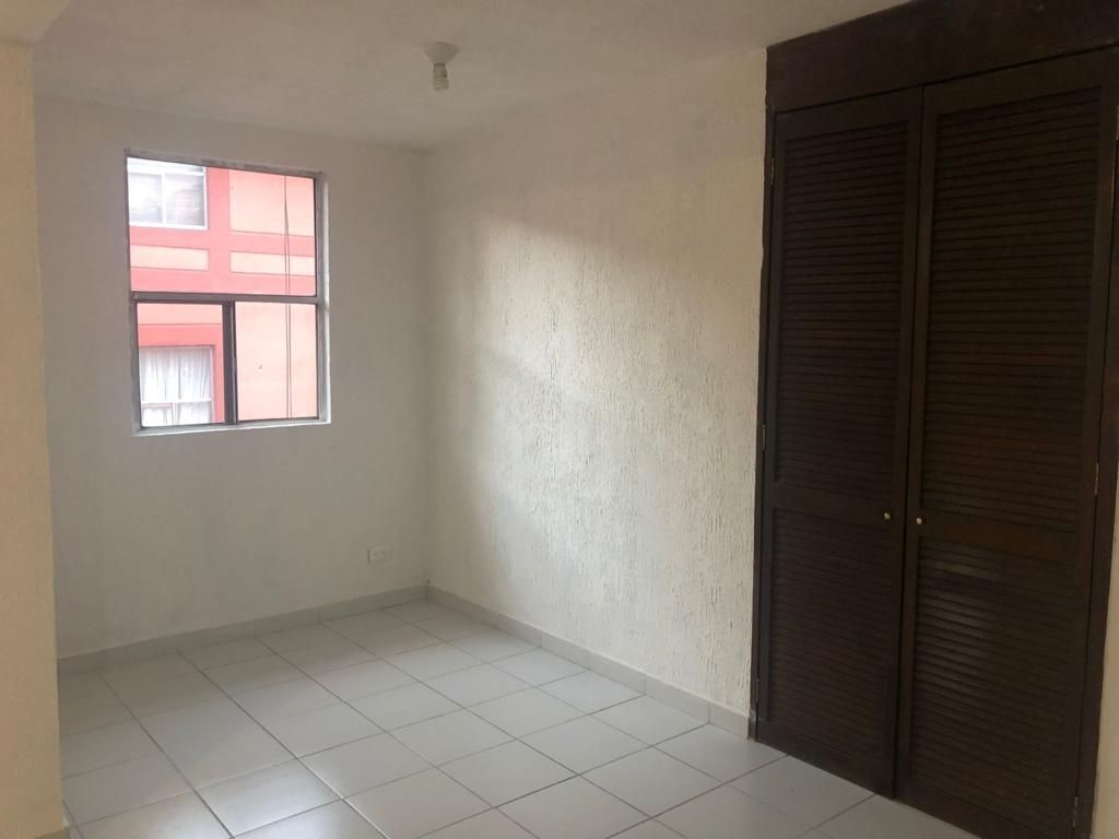 7 de 19: Area para Sala de TV, Estudio o Tercer Recamara