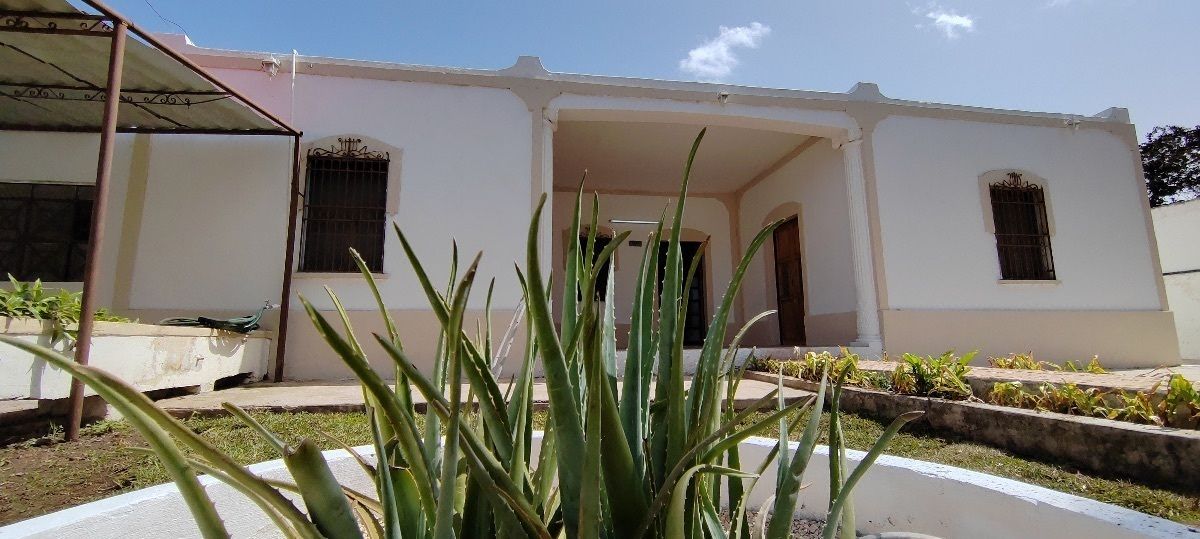 Amplia Propiedad Céntrica en Venta, Jesús Carranza. - foto 4