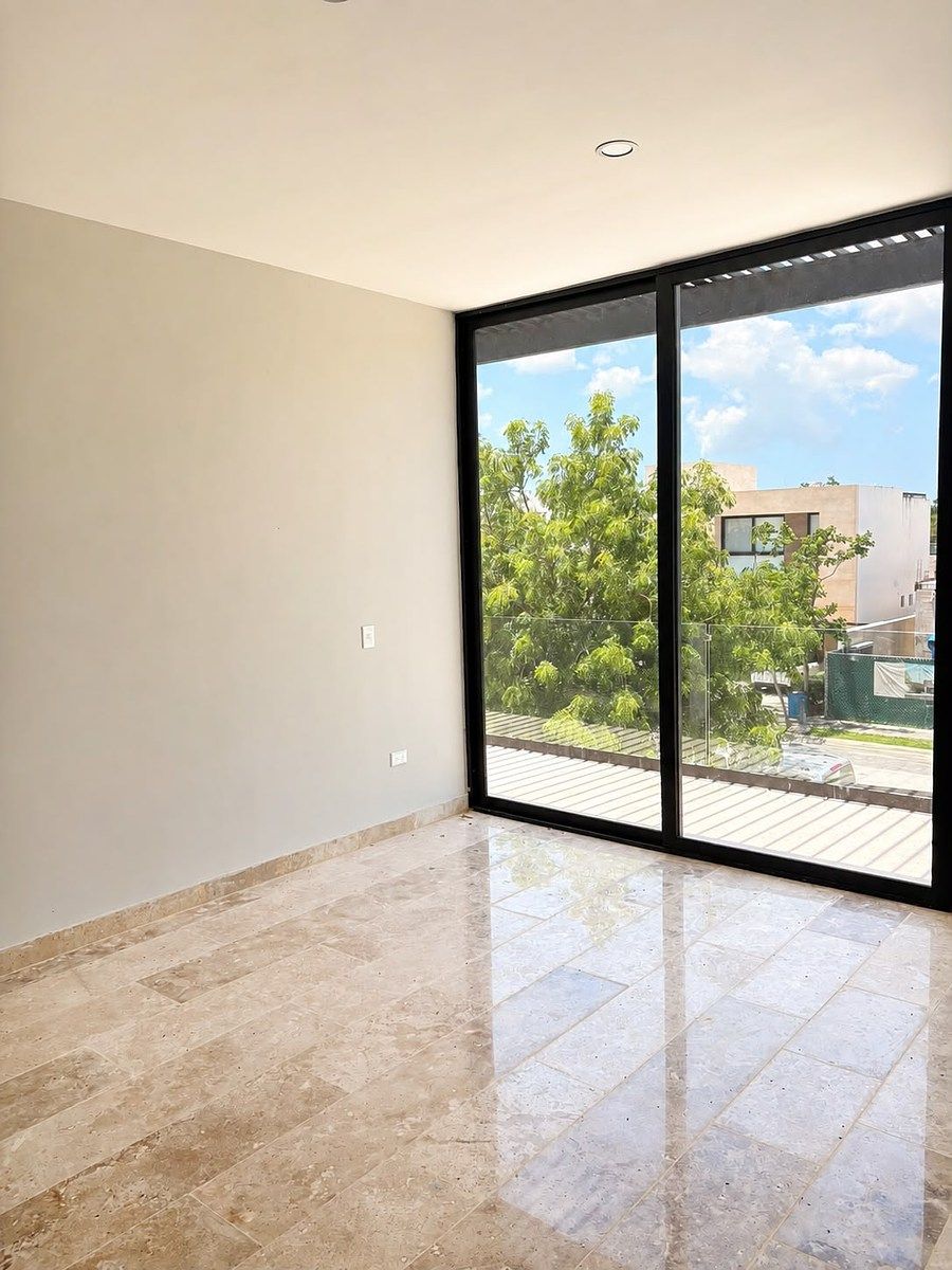 House in Gated Community in Yucatán Country Club, Mérida, photo 9 of 16