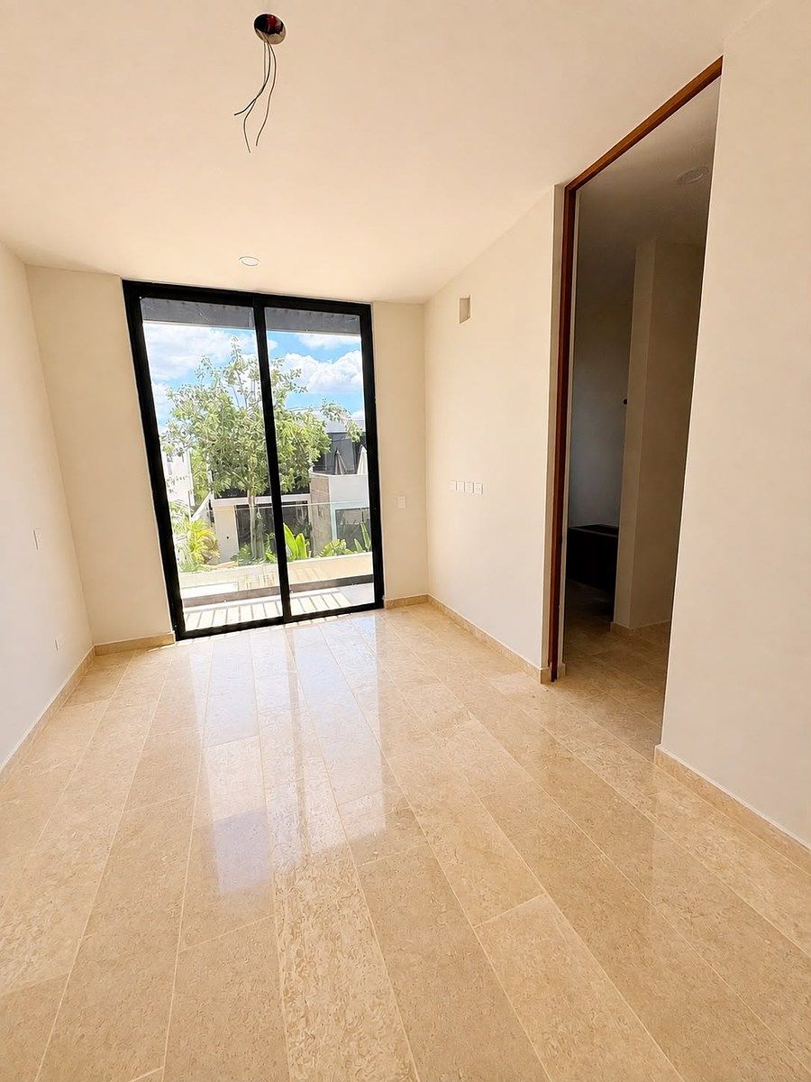 House in Gated Community in Yucatán Country Club, Mérida, photo 13 of 16