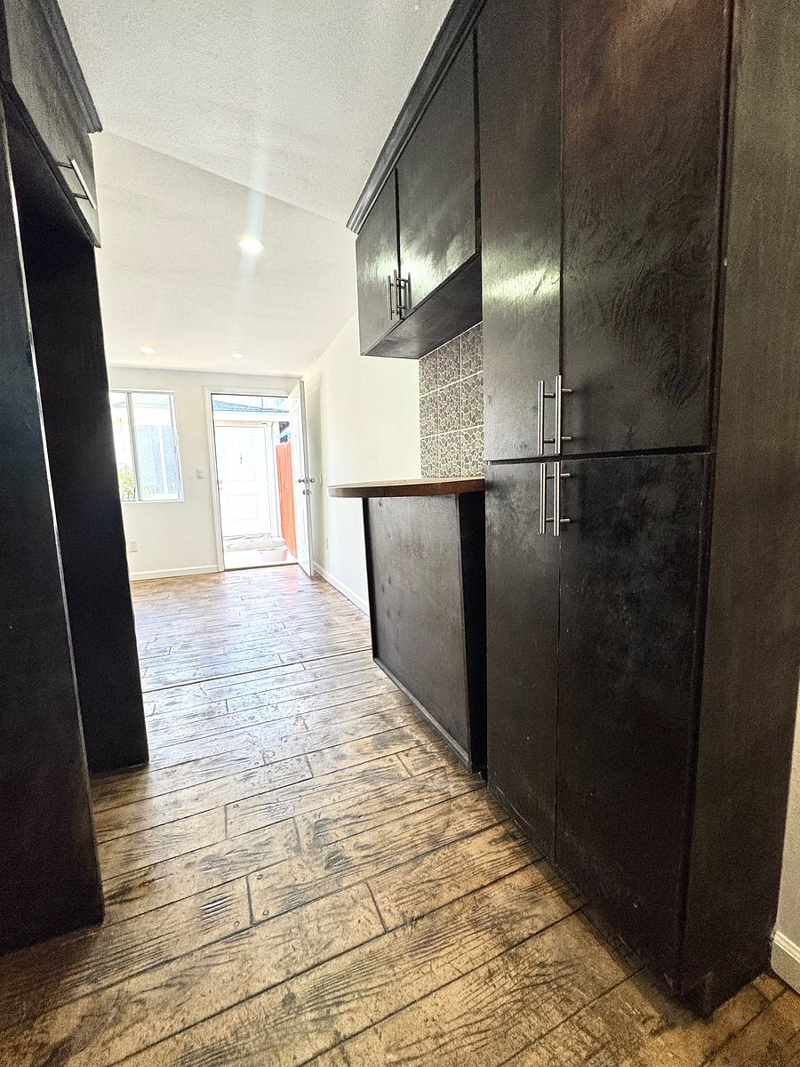 Gabinetes, photo 7 of 12