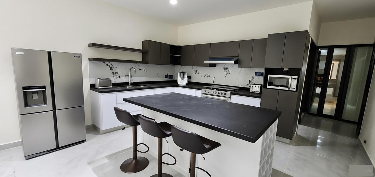 5 de 17: 54121381948, 181818