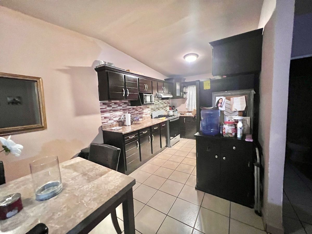 4 de 30: Cocina casa en venta Villa Fontana