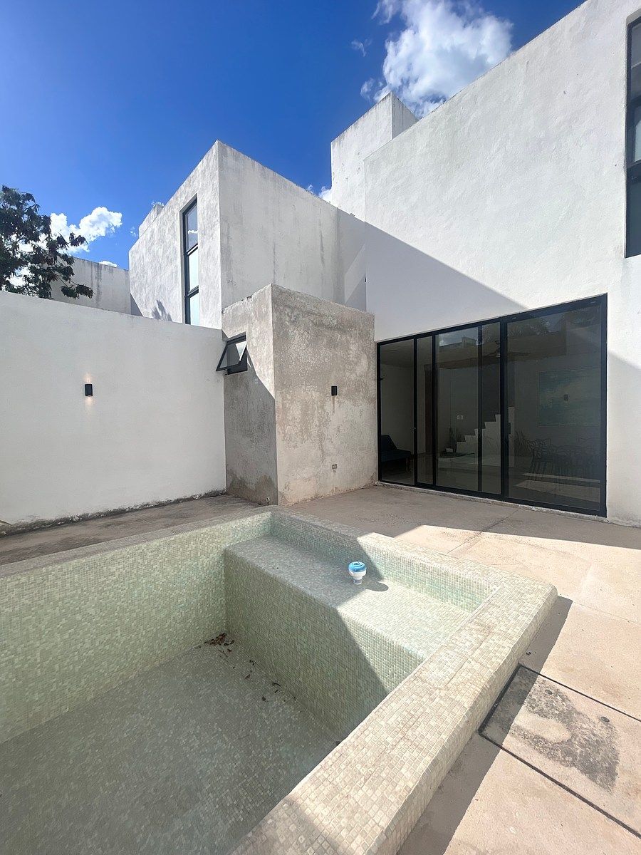 Casa 2rec, piscina amueblada en la mejor zona de Mérida, Benito Juarez Nte RENTA, foto 1 de 22