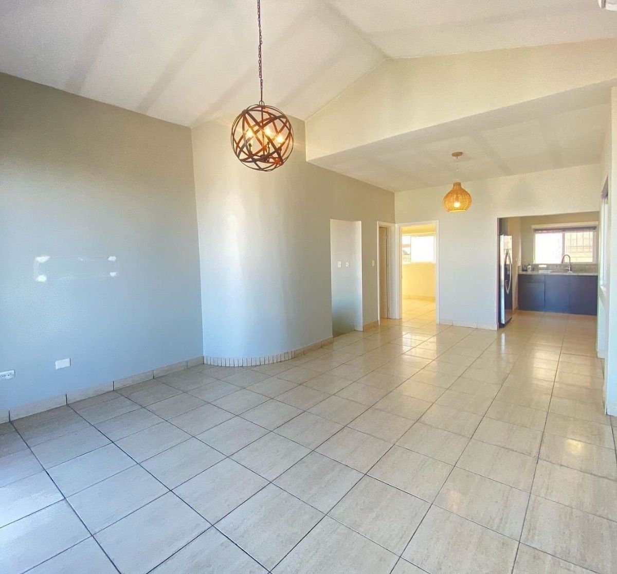 House in Puesta del Sol, Tijuana, photo 2 of 19