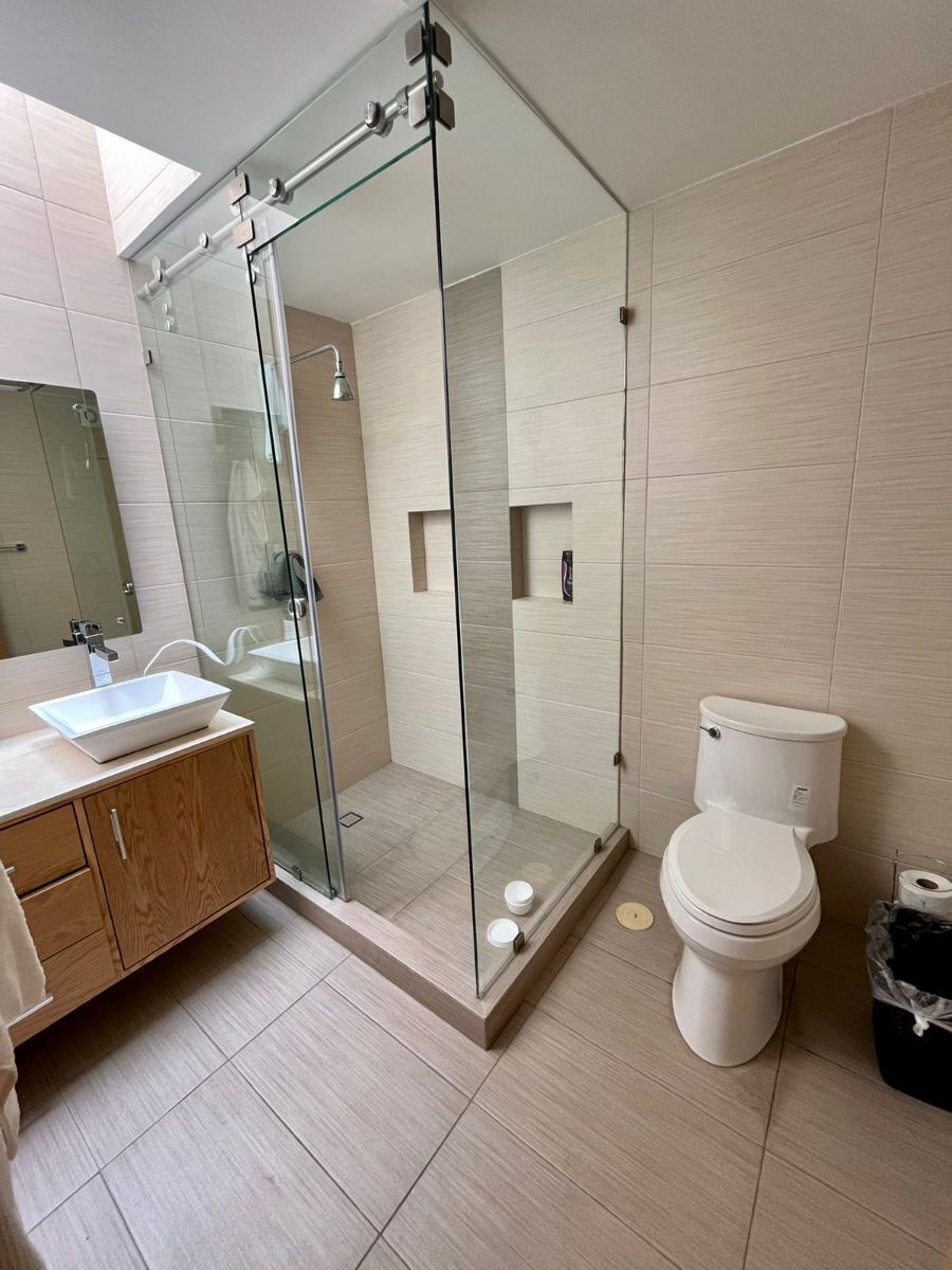 38 of 39: baño 2