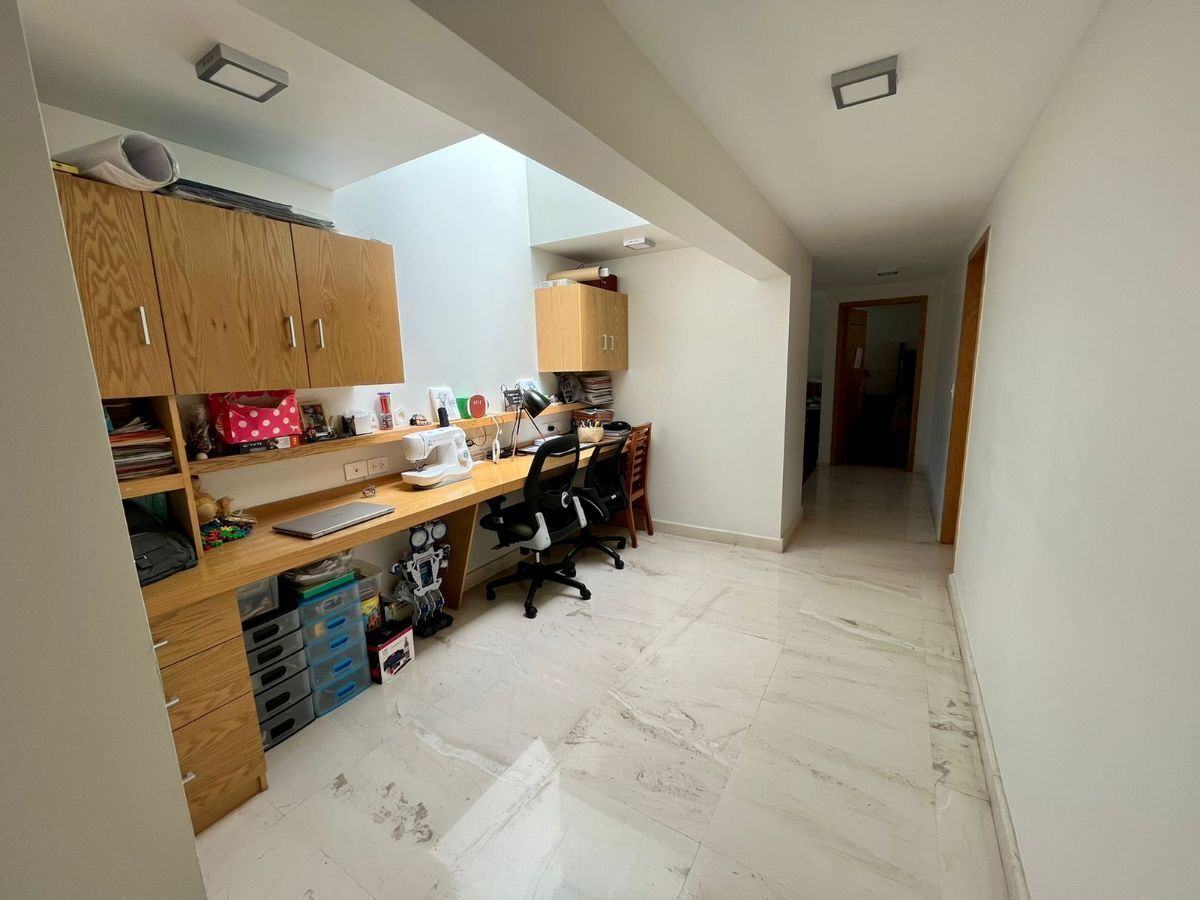 34 of 39: espacio para home oficce