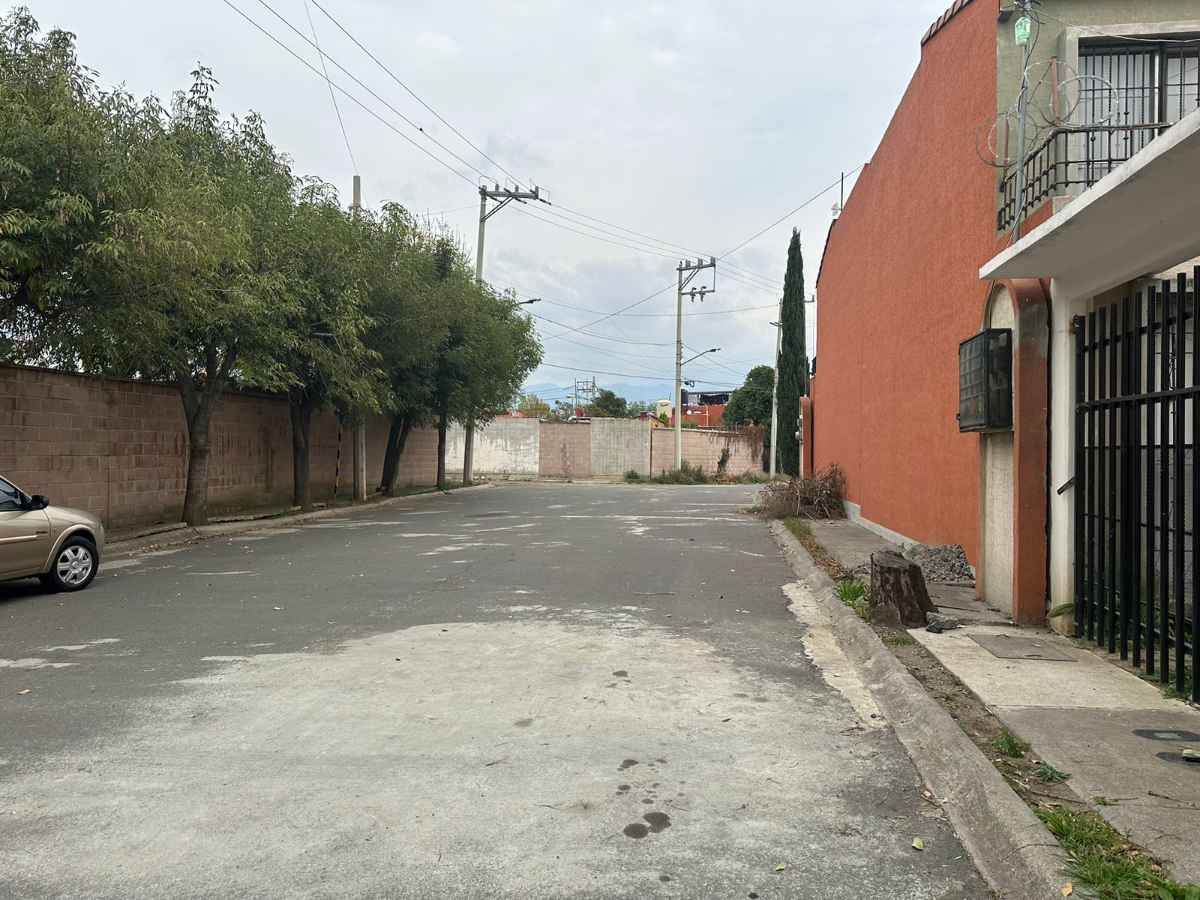 27 de 27: Foto de la calle 02