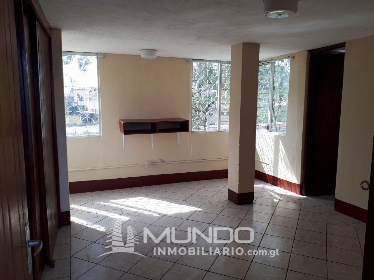 1 de 7: AMplia sala y comedor