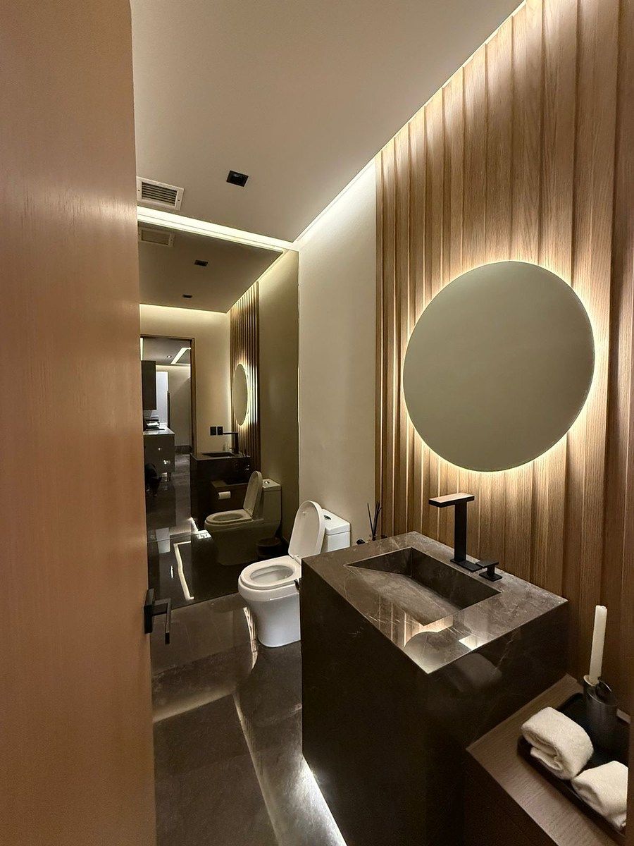 8 de 33: Baño de Visitas