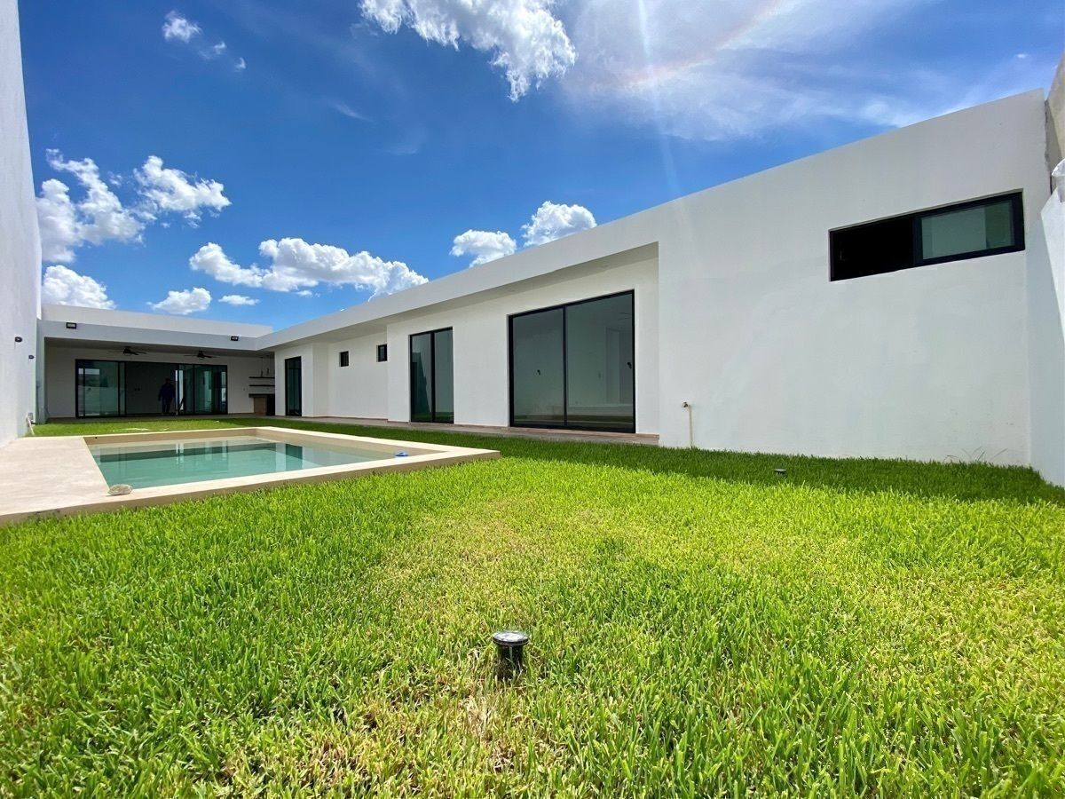 CASA EN VENTA MÉRIDA, HORIZONTE II DZITYÁ, UNA PLANTA.