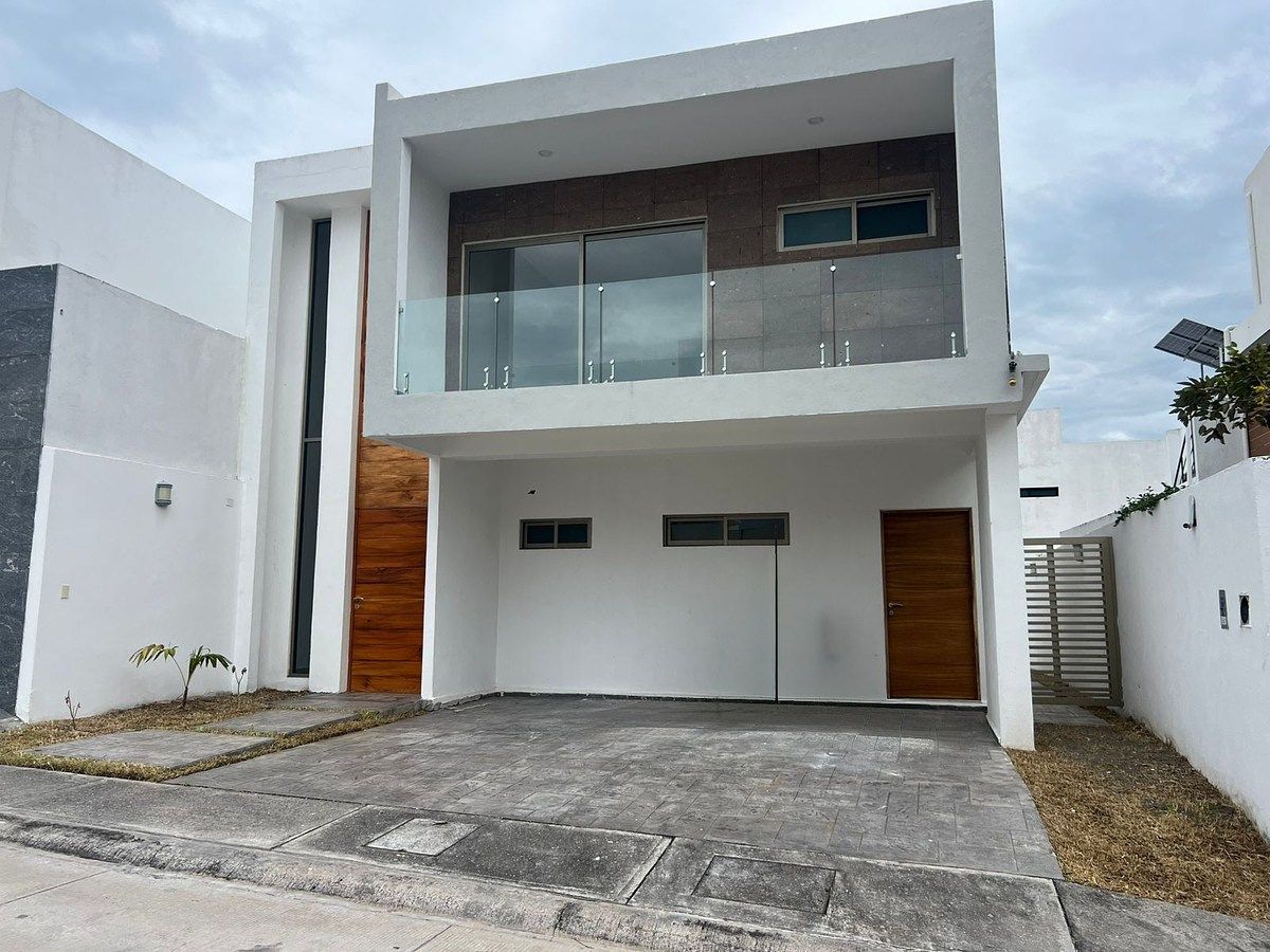 Casa en venta en Fracc. Lomas Diamante. ALVARADO, VER. RIVIERA VERACRUZANA
