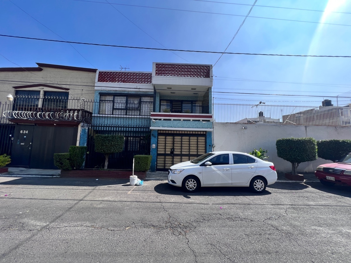 https://assets.easybroker.com/property_images/4230835/70310746/EB-PG0835.JPG?version=1705512624