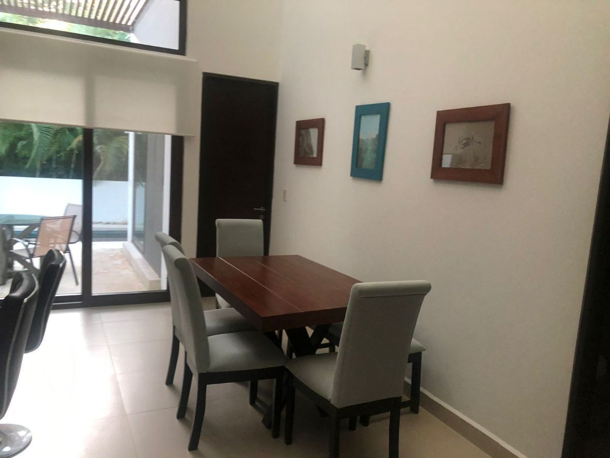 3 de 43: comedor