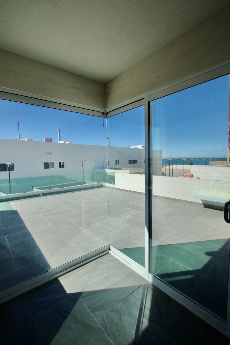 4 de 32: Terraza con vistas al mar /  Sea Rooftop