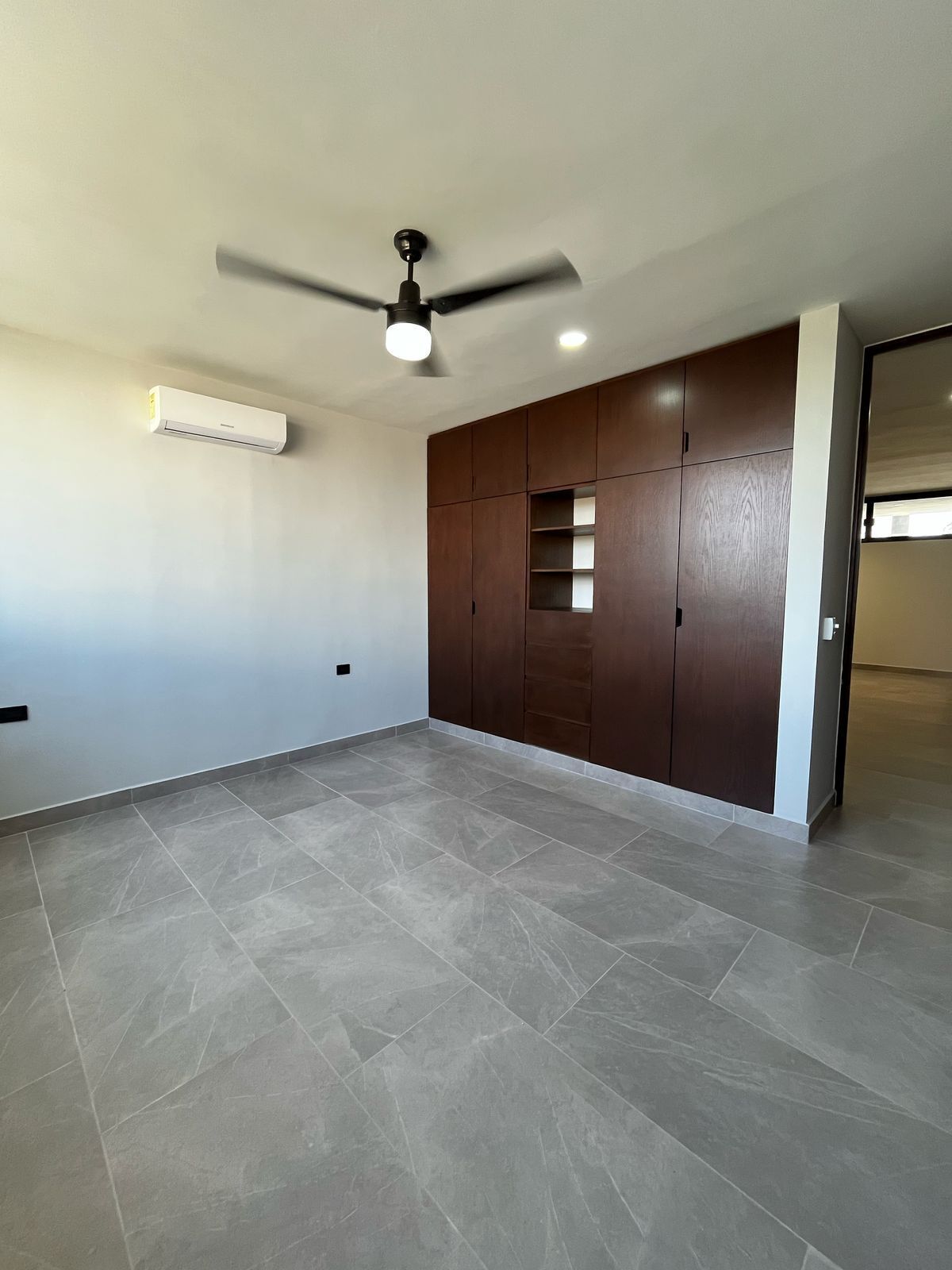 3 de 13: departamento muestra