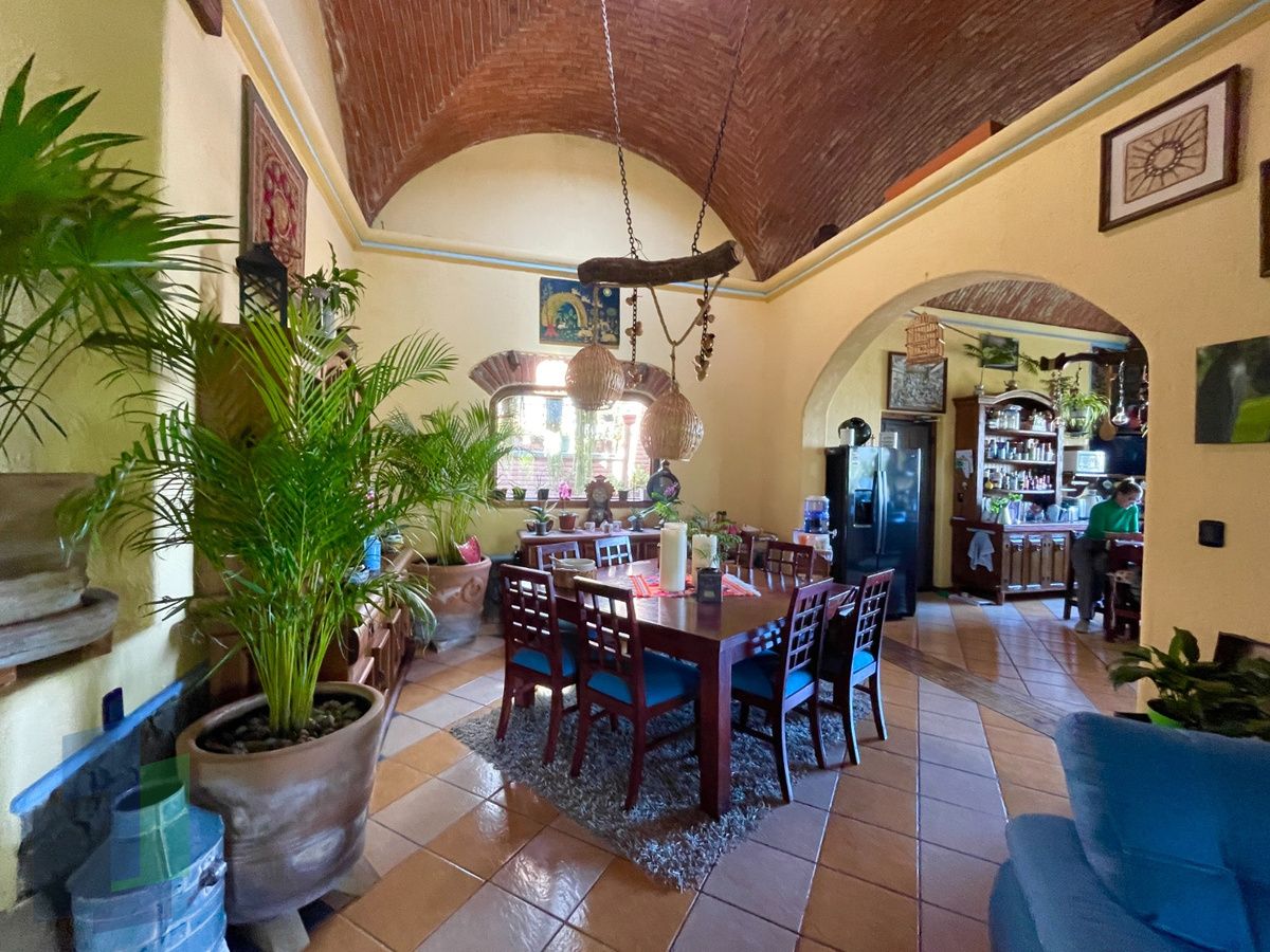 Casa en Venta en Huertas La Joya, estilo campestre.