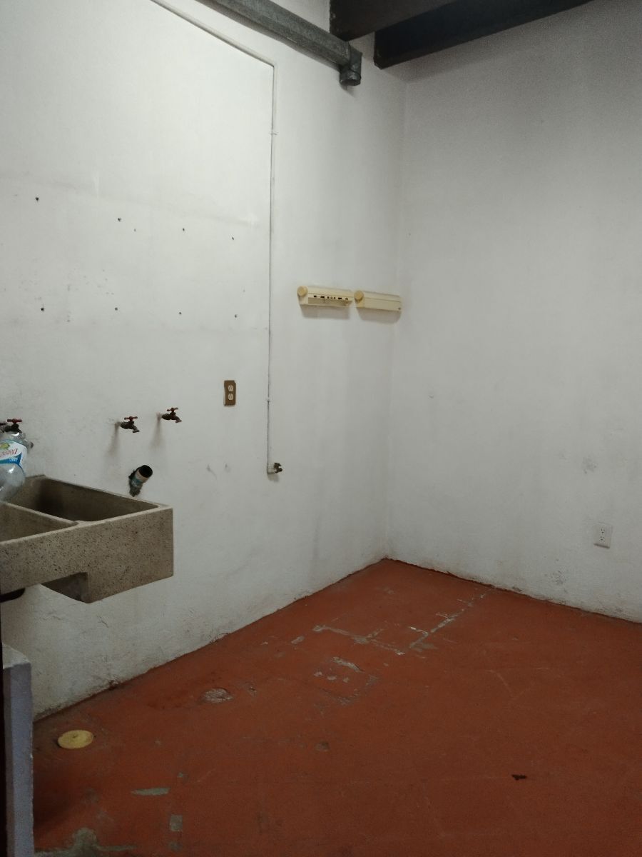 44 de 49: Área de lavado