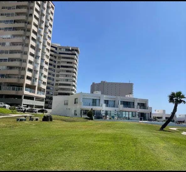 CONDO FOR SALE - foto 2