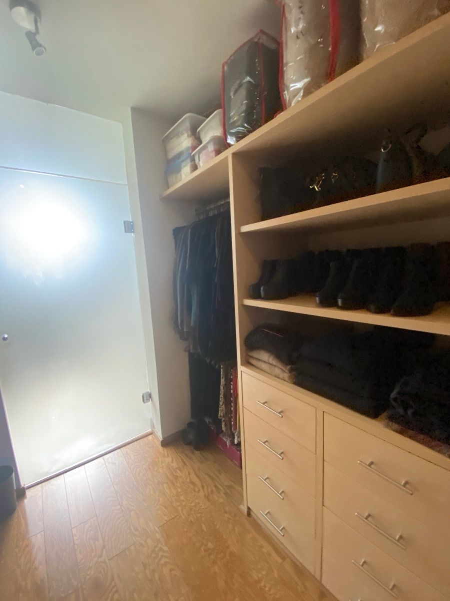 10 de 16: Walk in closet