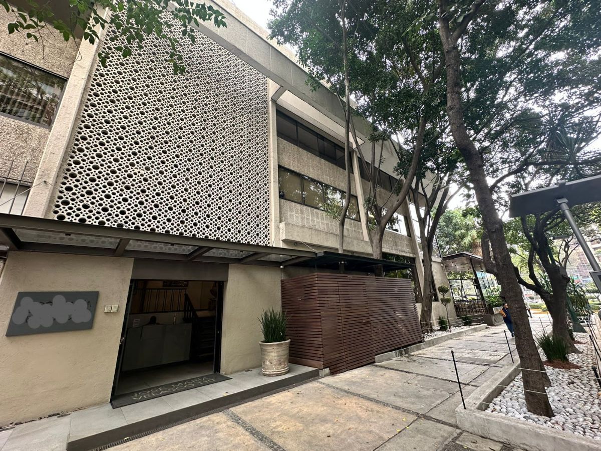 1 de 7: Edificio