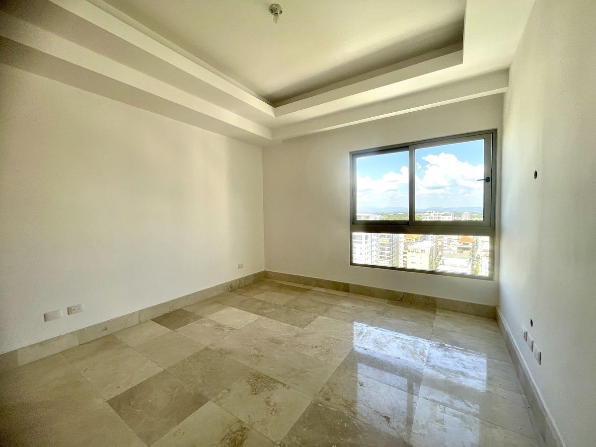 9 de 27: Habitación secundaria 1