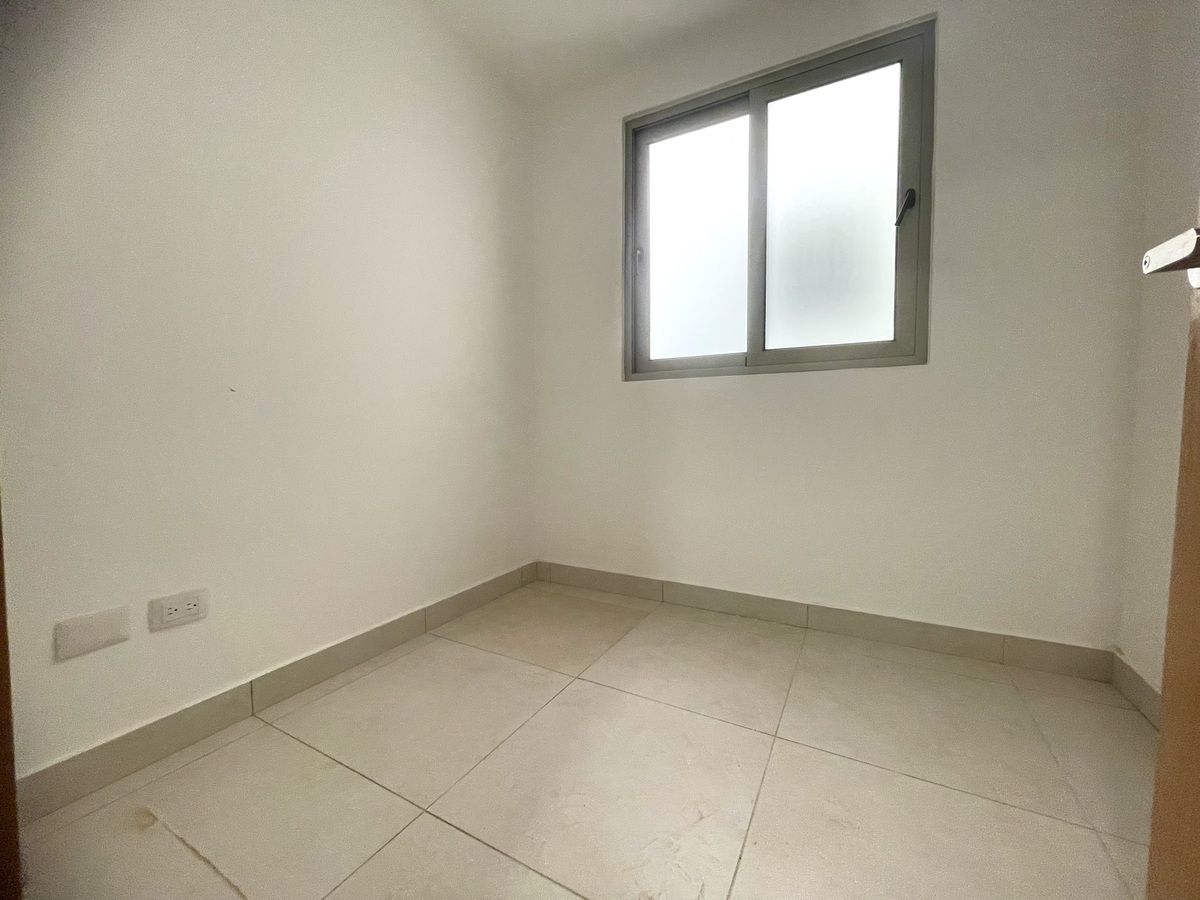 19 de 27: Cuarto de servicio