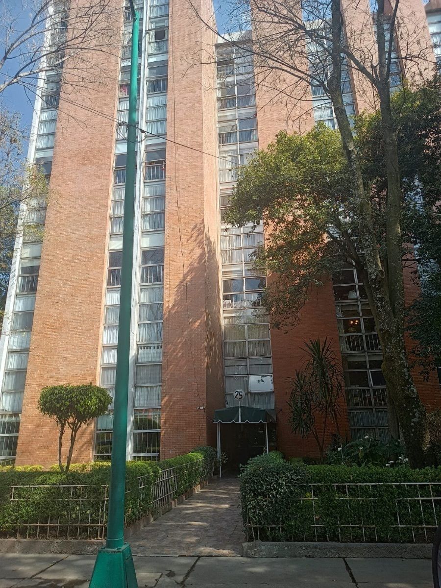 3 de 16