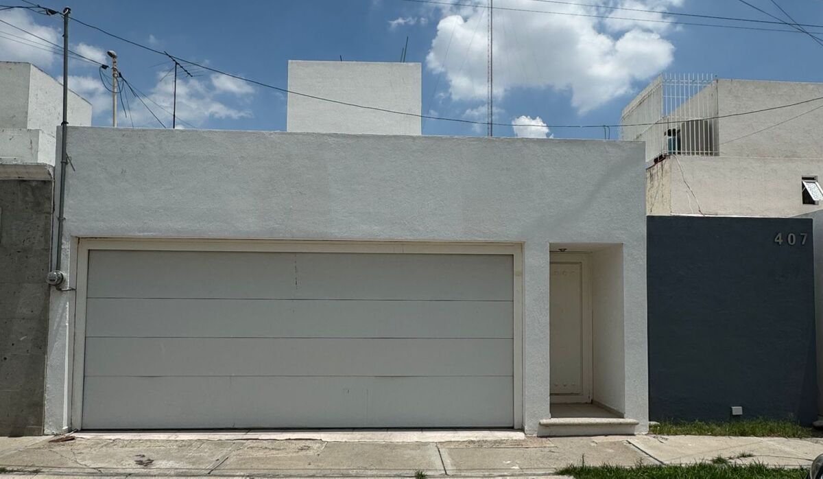Casa de un piso en Bosques en calle cerrada, foto 1 de 14