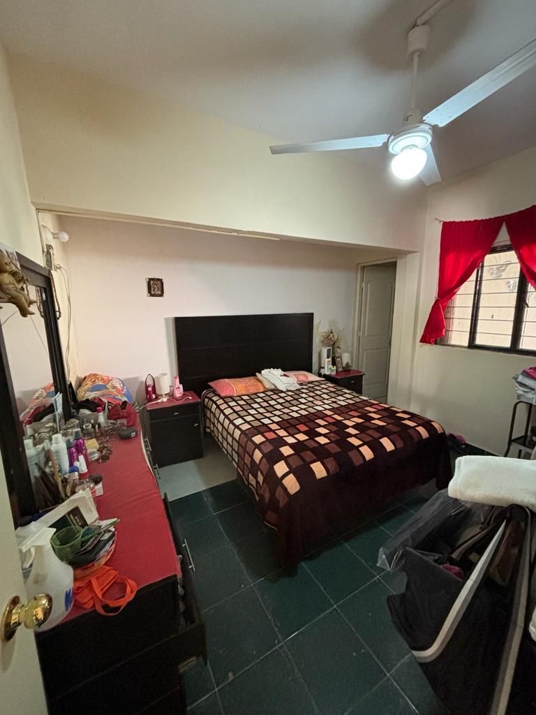 10 of 33: RECAMARA 1