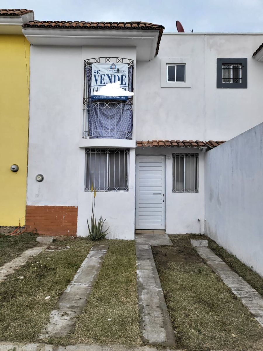 1 de 37: Fachada