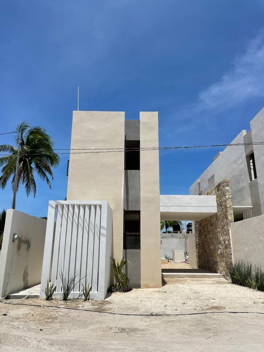 Villas for sale located in Telchac Puerto, photo 1 of 18