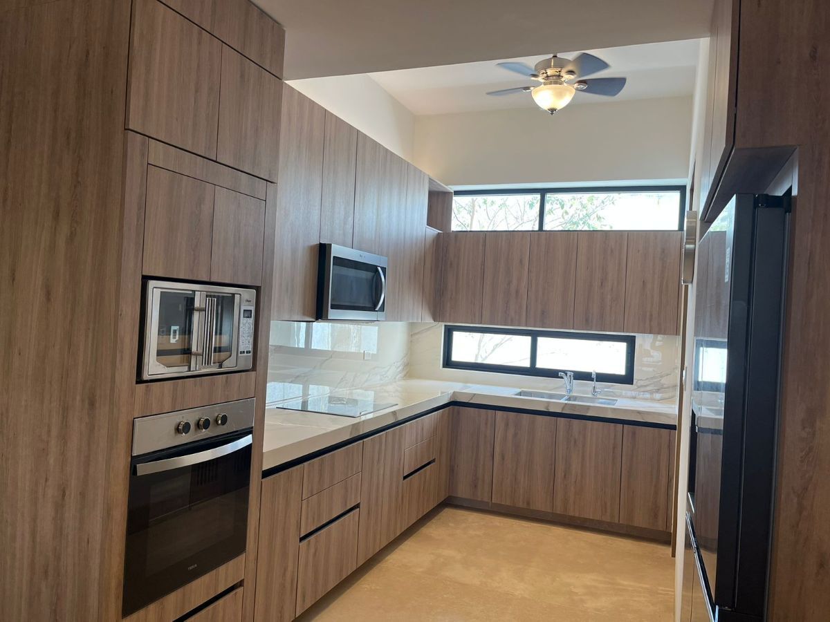 5 de 12: Departamento Muestra, muebles incluidos con costo Adicional