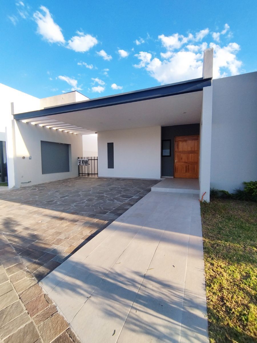 1 de 30: Amplia casa de un piso