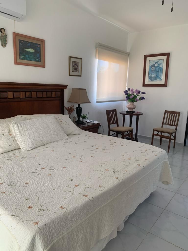 Baja de precio Amplia casa de 1 planta en Privada Kanan - foto 4