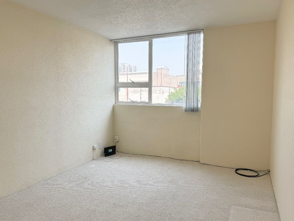 9 de 16: Recámara 1 con closet