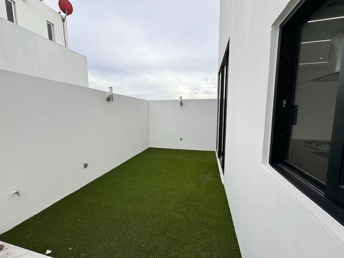 13 de 29: Patio