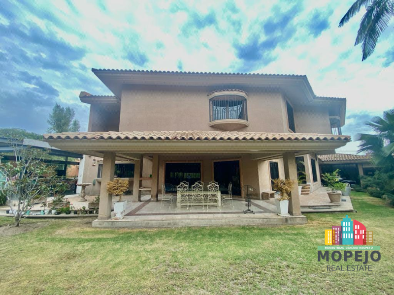 Se Vende Casa con Acceso al Campo de Golf Villas de Irapuato