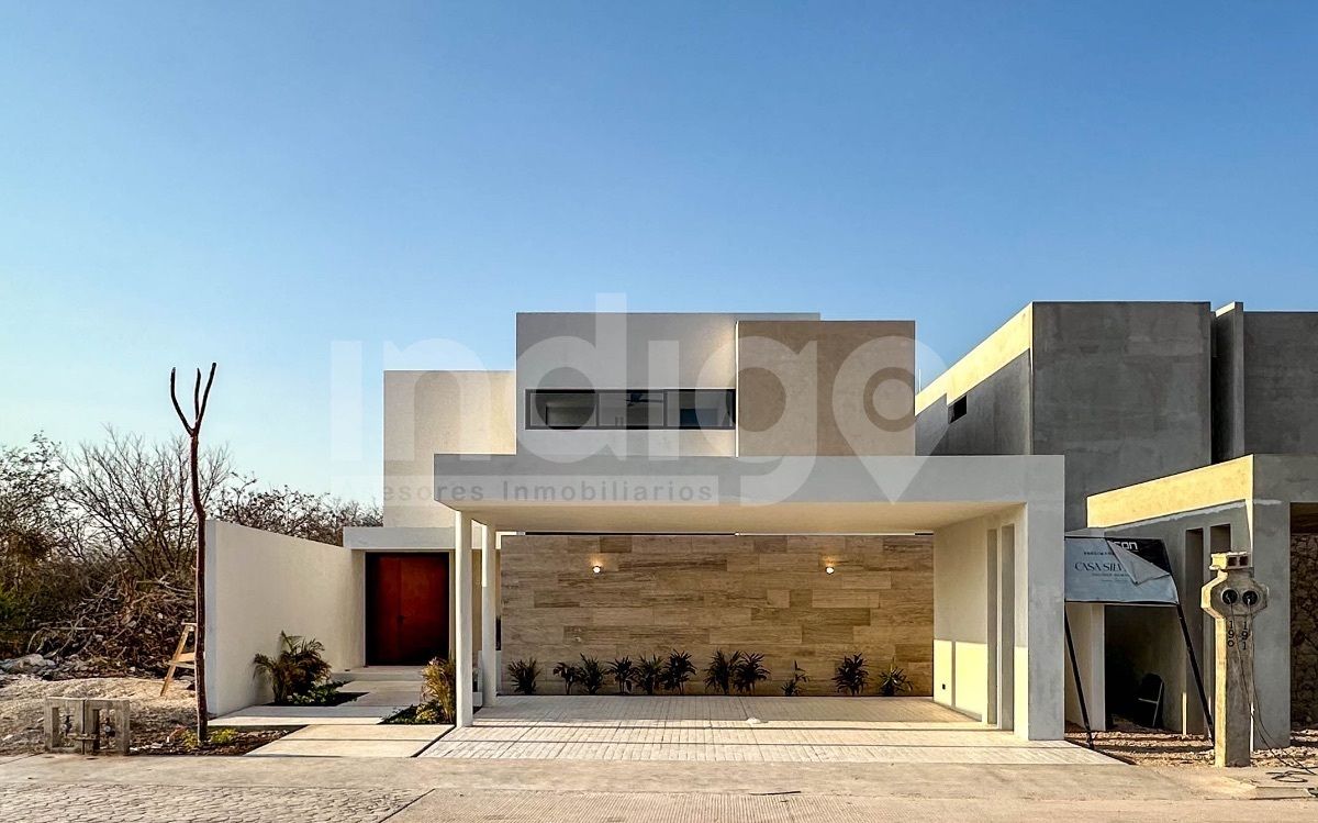 2 de 50: Fachada Frontal