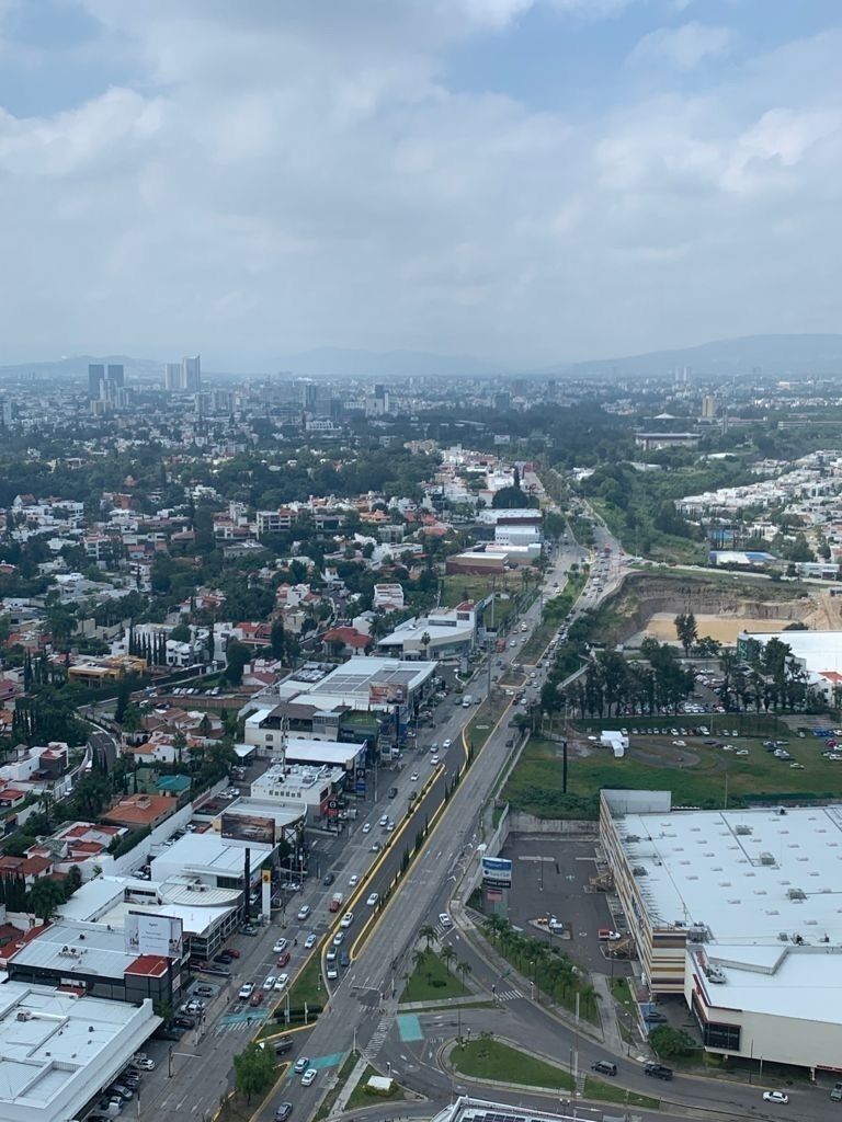 2 de 24: Penthouse en renta  Landmark Zapopan