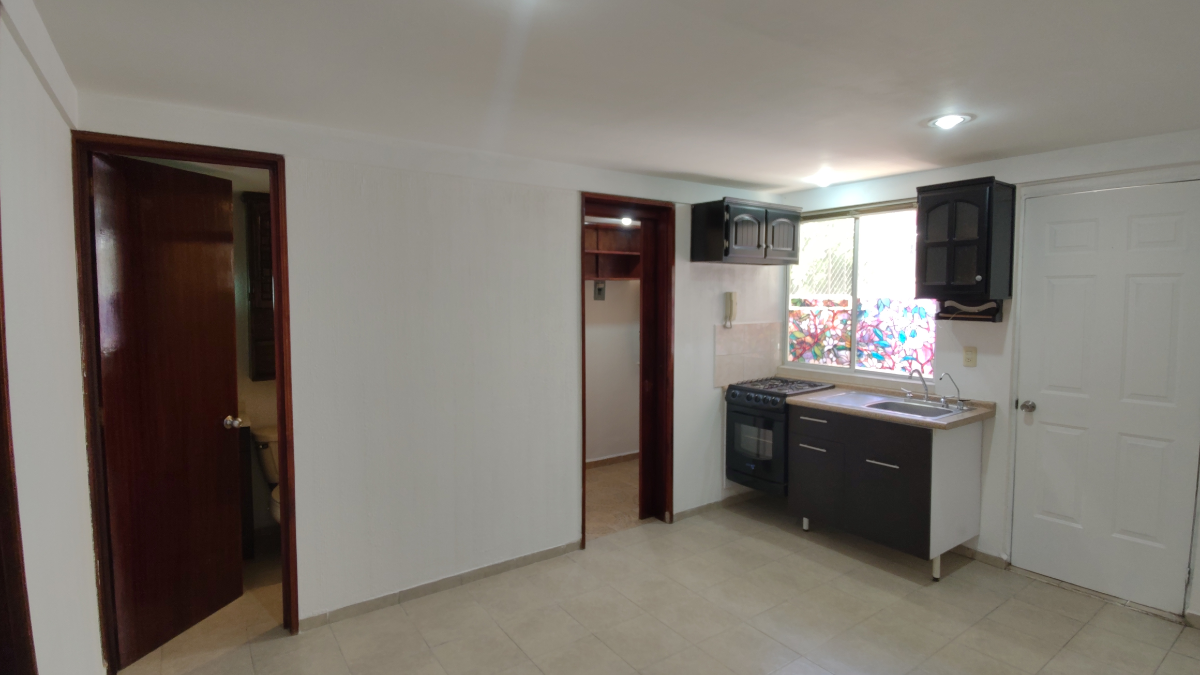 https://assets.easybroker.com/property_images/4273500/71087741/EB-PK3500.png?version=1707102228
