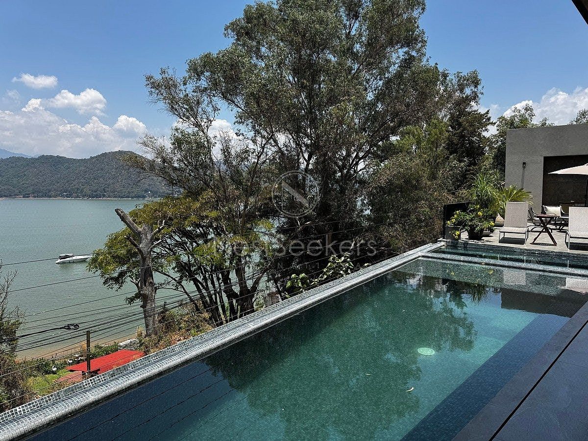 Casa em San Gaspar, Valle de Bravo, foto 2 de 12