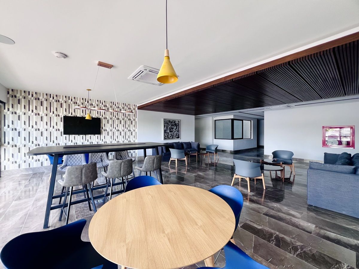 12 of 32: CO/WORKING POR NIVEL