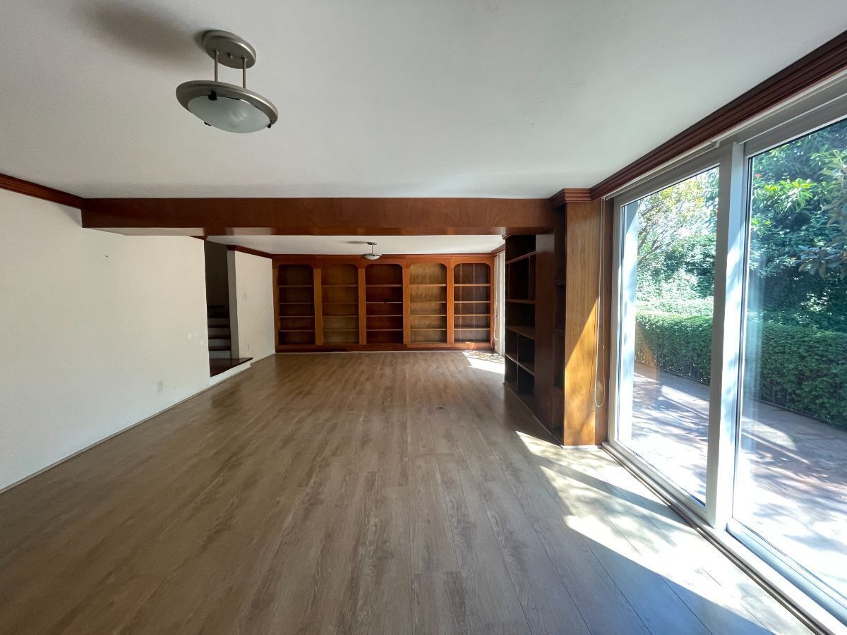 12 de 42: Gran family room