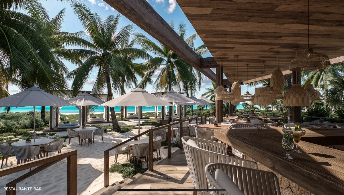 7 of 8: Club de playa