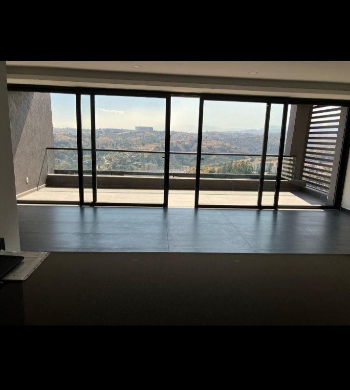 31 de 31: Terraza con amplio espacio para muebles de exterior