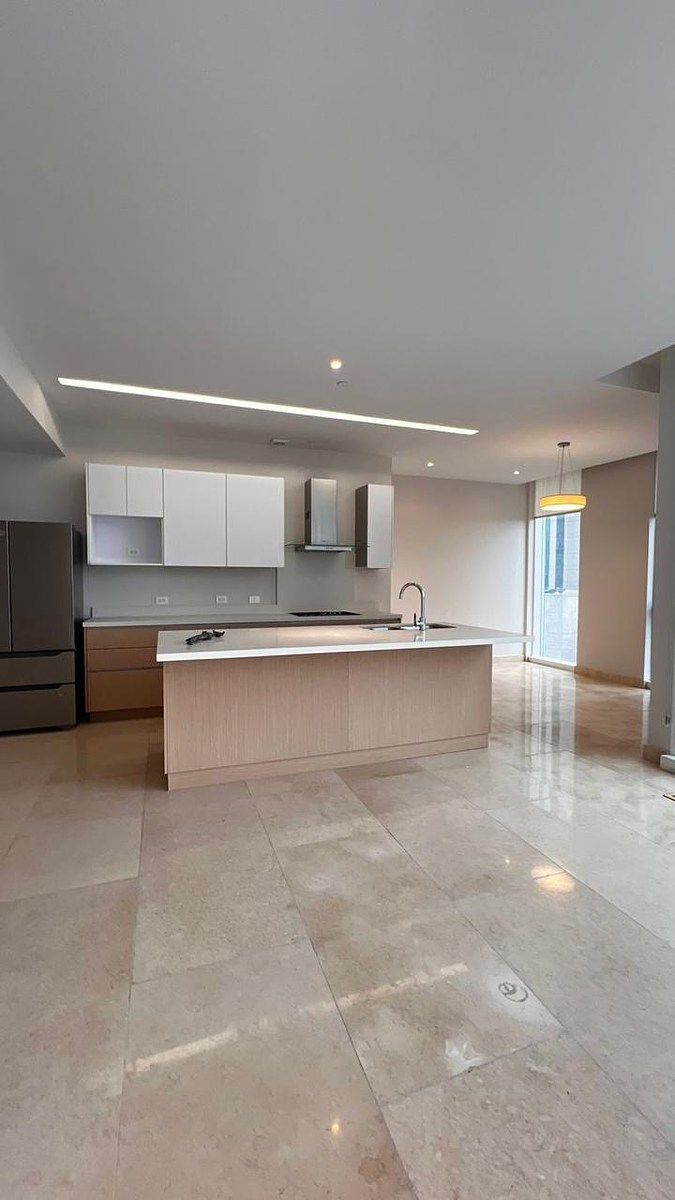 Torre Arbol apartment for sale, photo 1 of 12
